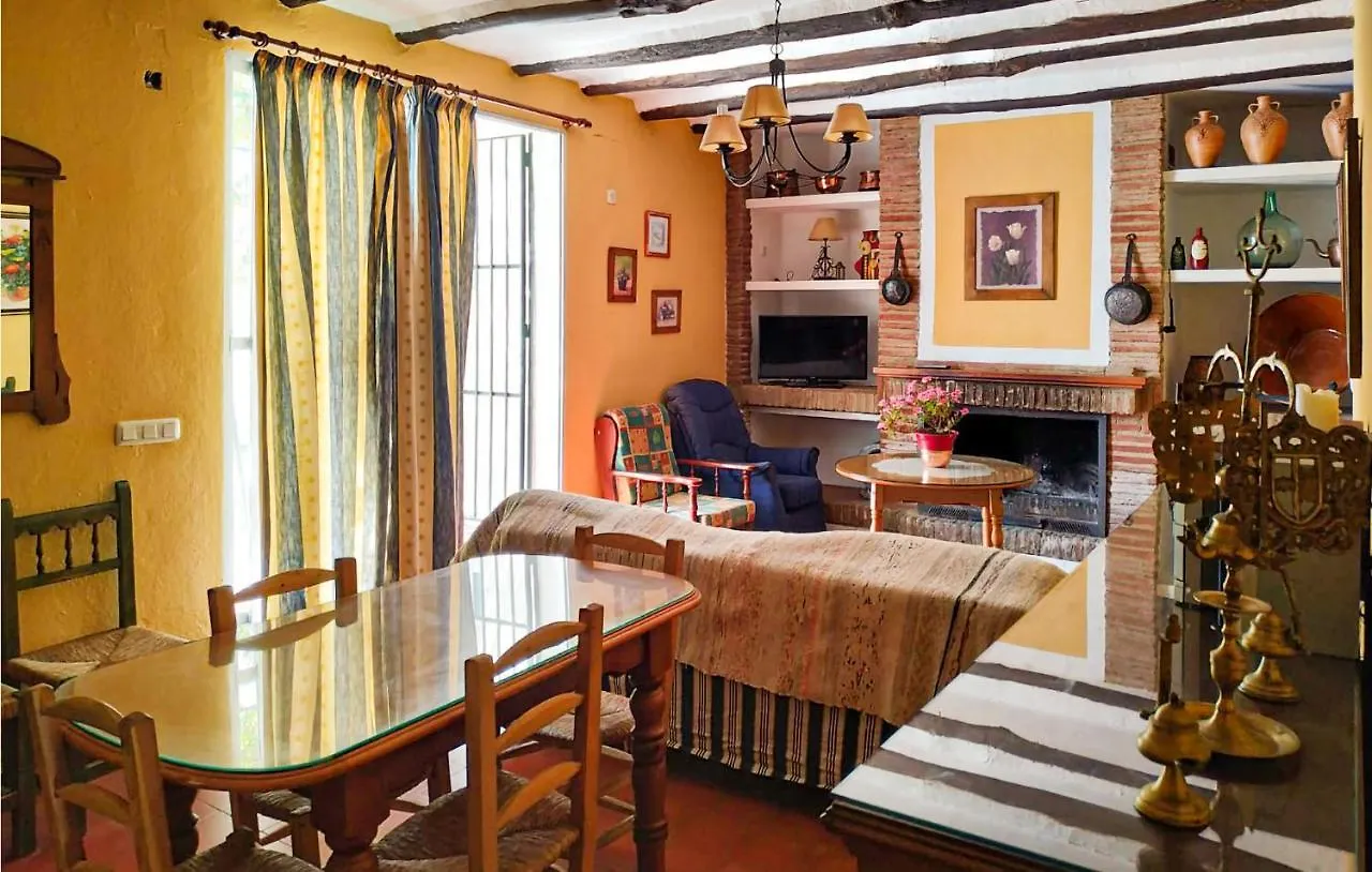 6 Bedroom Gorgeous Home In Campos Nubes-Priego Campo-Nubes