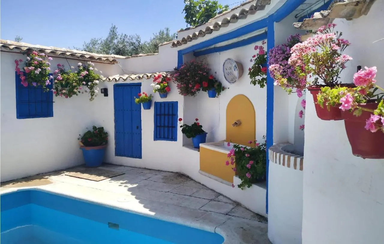 6 Bedroom Gorgeous Home In Campos Nubes-Priego 0*, Campo-Nubes